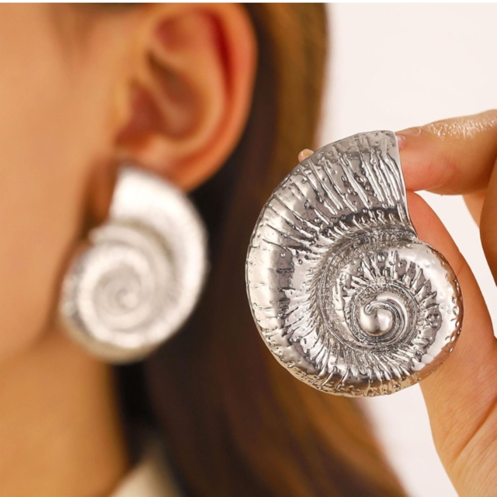New Silver Tone Large Statement Shell Earrings - image 2